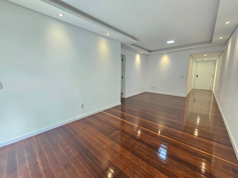 R$ 4.400,00