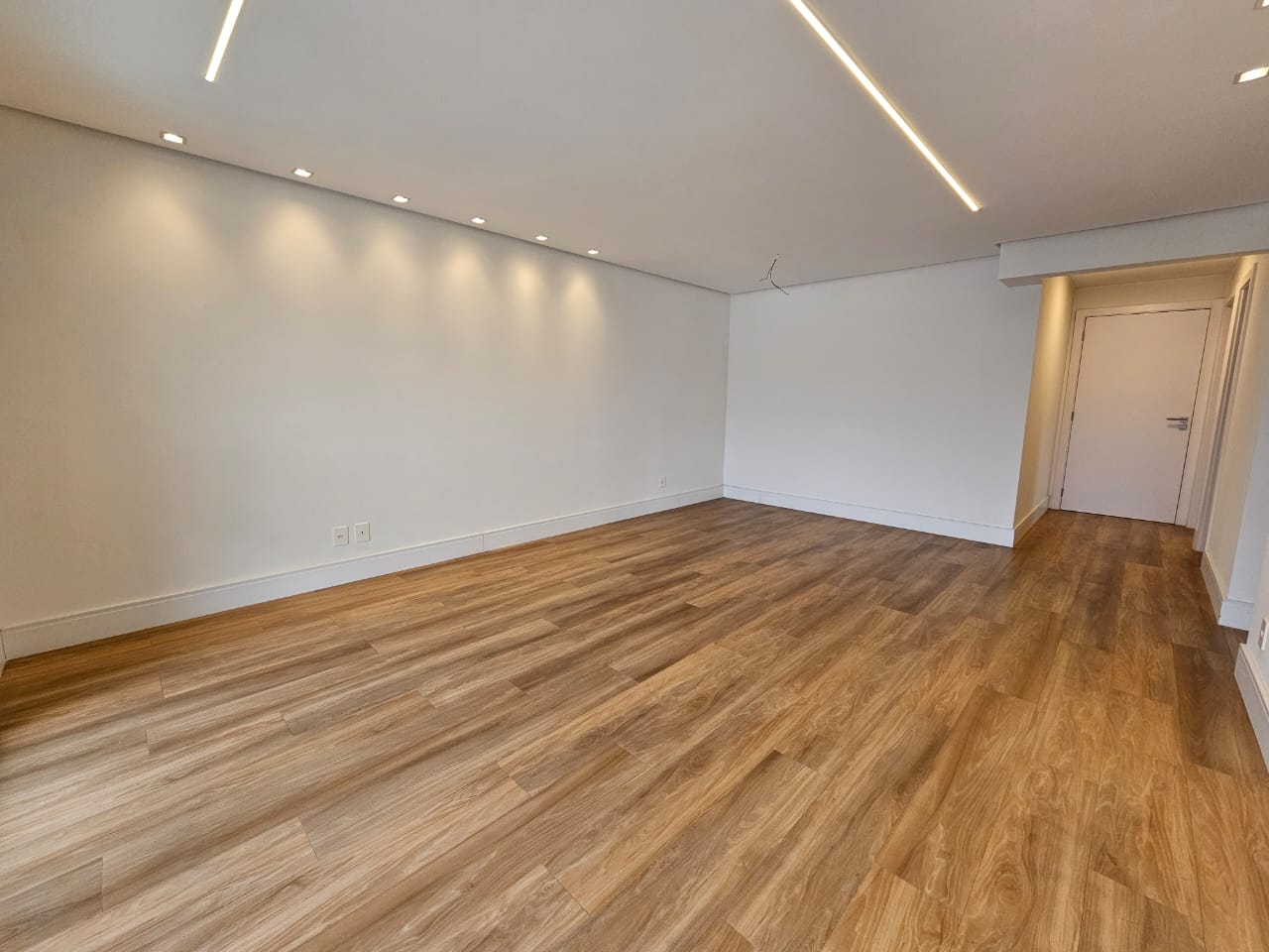 1350